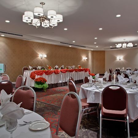Allure Hotel & Conference Centre, Ascend Hotel Collection Barrie Buitenkant foto